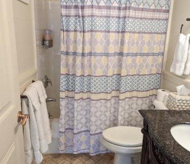Edgecomb Apartment | Romantic riverside Sheepscot Harbour Studio #308