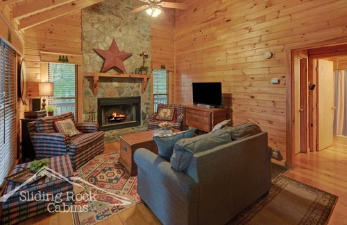 Ellijay Cabin | Romantic, rustic, private, hot tub, let friendly, ADULT ONLY