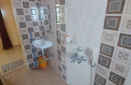Kolkata Apartment | ROMANTIC SERENE APARTMENT