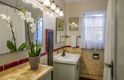 West Beach Apartment | Romantic Spanish Retreat 2 Blocks From State St. And West Beach