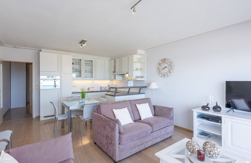 Middelkerke Apartment | Romantic Stay with Seaview