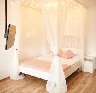 Centrul Nou Apartment | Romantic Studio