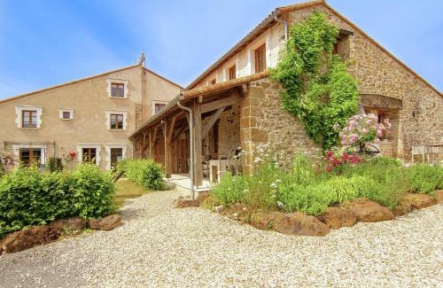 Roussines House | Romantic Tower in Dordogne with Rooftop Terrace, cleaning included