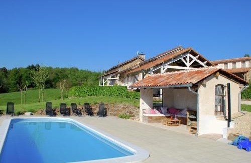 Roussines House | Romantic Tower in Dordogne with Rooftop Terrace, cleaning included
