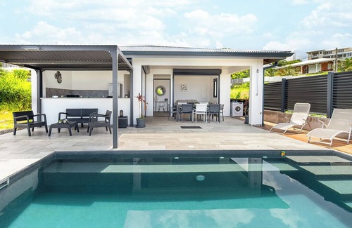 Case-Pilote Villa | Romantic Villa Laupie 5 minutes from Case Pilote, a haven of peace