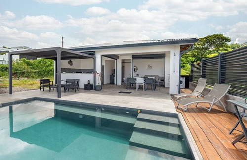 Case-Pilote Villa | Romantic Villa Laupie 5 minutes from Case Pilote, a haven of peace