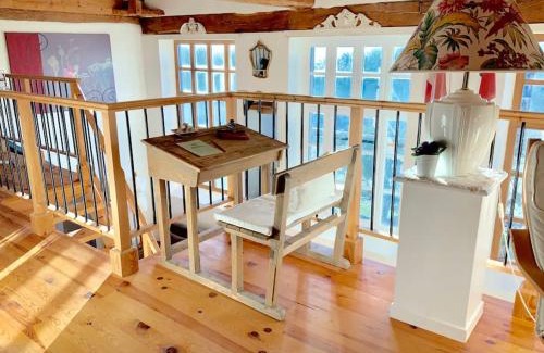 Le Monestier House | Romantic Village School with Sunny Garden
