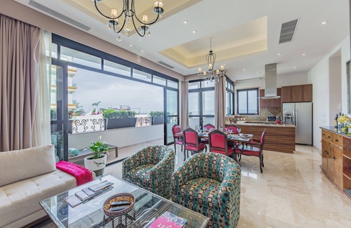 Alta Vista Condo | Romantic Zone Penthouse - Ultimate Luxury Rental - Entire Top Floor w/Views!
