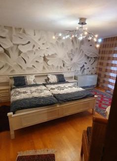 Tuntenhausen Apartment | Romantico One