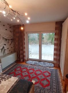 Tuntenhausen Apartment | Romantico One