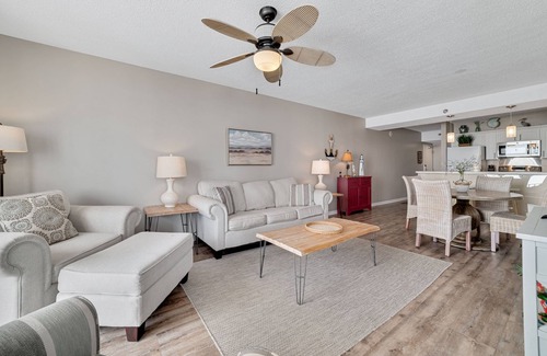 Orange Beach Condo | Romar Place 202 ~ In/Outdoor Pools, Hot Tub, Sauna + $400 FREE Activities Daily ~ Zoo/Parasailing +