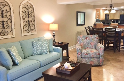 Orange Beach Condo | ROMAR TOWER 3B--Right on the Beach! --2 BR/2 BA --JANUARY OPEN