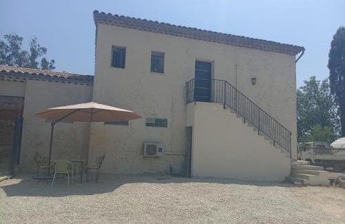Saint-Jean Apartment | Romarin Haut villa 2 bedrooms Air conditioning garden