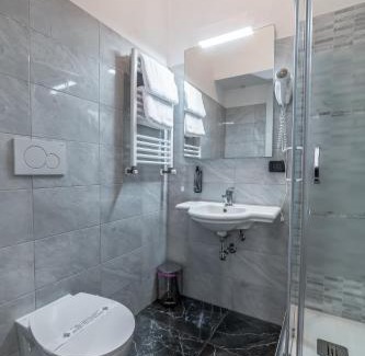 Rione XVIII Castro Pretorio Bed & Breakfast | Rome in Love B&B - Termini Train Station