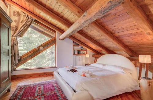 Cesana Torinese Apartment | Romito Lodge Apartment Mountain Retreat - Happy Rentals