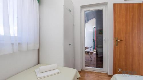 Barbariga Apartment | Rona Apartment Zdravko