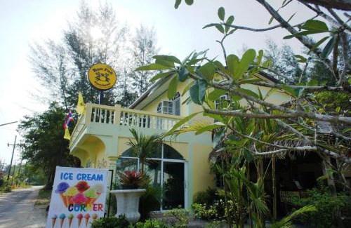 Takua Pa House | Roo Poo Guest House