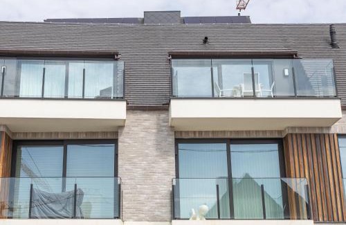 Middelkerke Apartment | Rooftop Apartment with Terrace