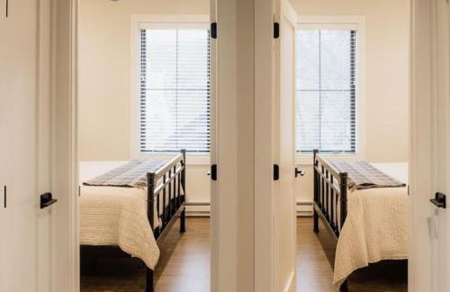 Heart of Missoula House | Rooftop Guest House with Hot Tub