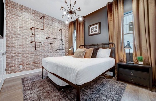 Corinne Place House | Rooftop Hot Tub, Game Garage, Near Downtown