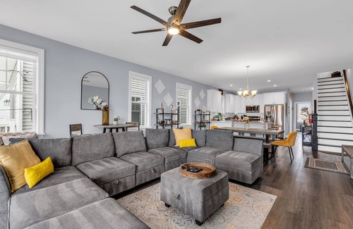 Seaside Heights House | Rooftop Hot Tub w/bayview, 10 min walk to beach, linens + towels included