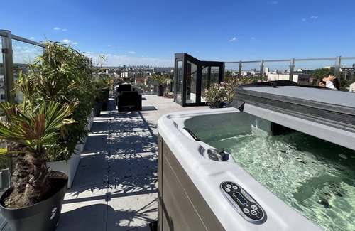 Malakoff Apartment | Rooftop luxury apartment, Jacuzzi