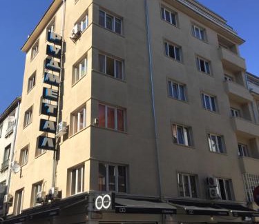 Sofia City Center House | Rooftop Oscar Rooms