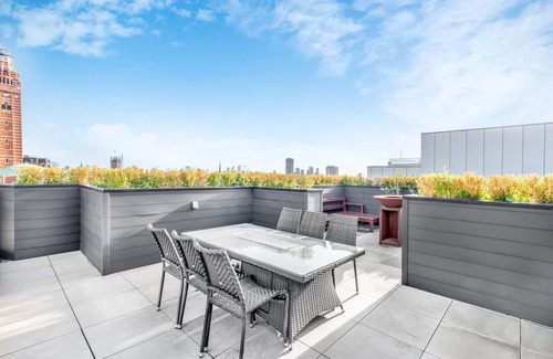 Vincent Square Apartment | Rooftop Penthouse in the heart of London