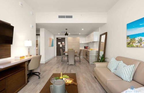 Hollywood Apartment | Rooftop Pool +Balcony| Costa Hollywood