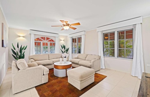 Sero Grandi House | Rooi Koochi 27D