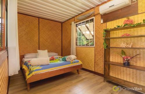 Moorea-Maiao House | Room 1 - Secluded shared Rustic Bungalow by Tipaniers Beach