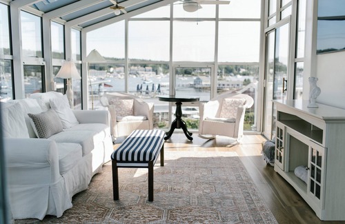 Boothbay Harbor Hotel | Room 14 at Admiral's Quarters Penthouse | Stunning Views + King Bed + Trundle