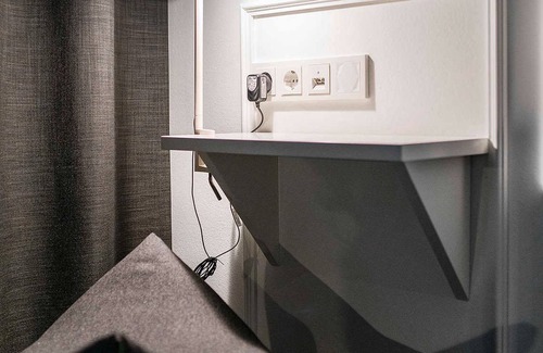 Balingen Apartment | Room 2 - QUI Lounge Bar Deli Apartments