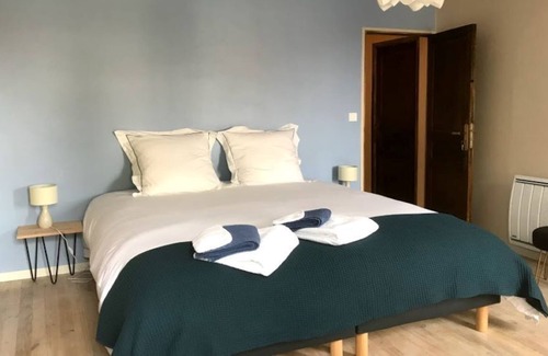 Argeliers House | Room 4 people "swallow" Warm welcome and friendliness