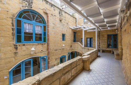 Gharb House | Room 6 - Family room x 3 by Solea