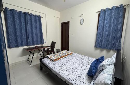 HSR Layout House | Room availbale in 2 bhk apartment