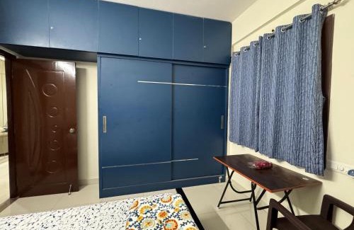 HSR Layout House | Room availbale in 2 bhk apartment