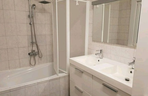Mortsel House | Room-cosy Room In Antwerpen