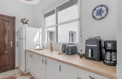 Alcala del Valle Apartment | Room 'Cuarzo' with Mountain View, Shared Terrace and Wi-Fi