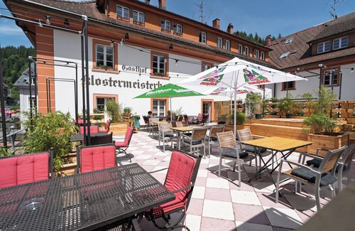 St. Blasien Apartment | Room 'Double Room 2' with Shared Garden and Wi-Fi