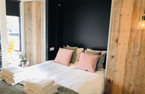 Vreeland Bed & Breakfast | 'Room Eleven' aan de Vecht