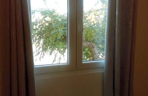 Zambratija Apartment | Room for two with private bath, two steps from the sea, Zambratija, WiFi, parking