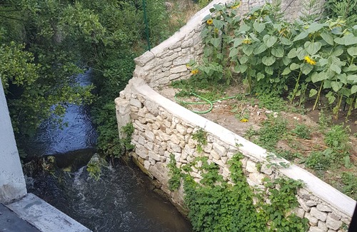 Quartier Canrobert House | Room in a nice flat-share by a river