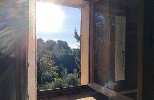 Salernes House | Room in a Provençal bastidon