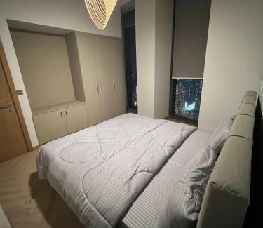Downtown Dubai Bed & Breakfast | Room in an 4BR High Rise with Burj Khalifa and Fountain Views