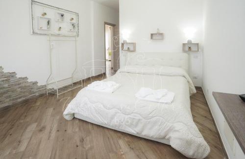 Otranto House | Room in BB - BB Balconi Sul Mare deluxe room with hydromassage Madonna Dellaltomare