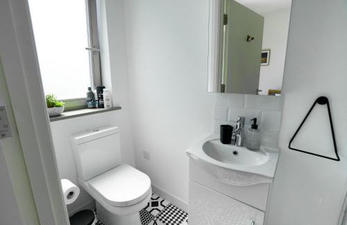 Ennistimon House | Room in Dee's house