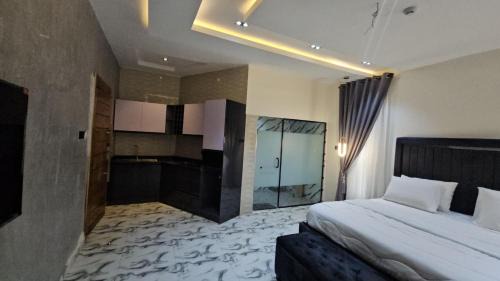 Lekki Apartment | Room in eleko