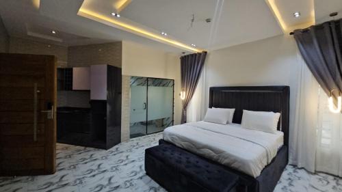 Lekki Apartment | Room in eleko