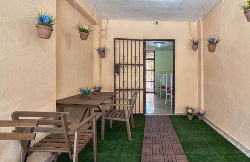 Ensanche Isabelita House | Room in Guest Room - Queen Of Hearts - Rh